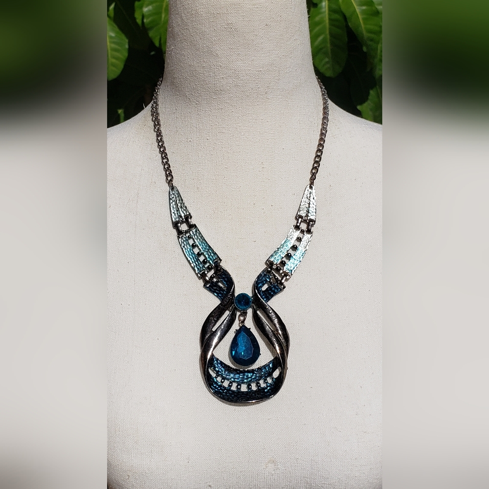 Blue Teardrop Statement Necklace